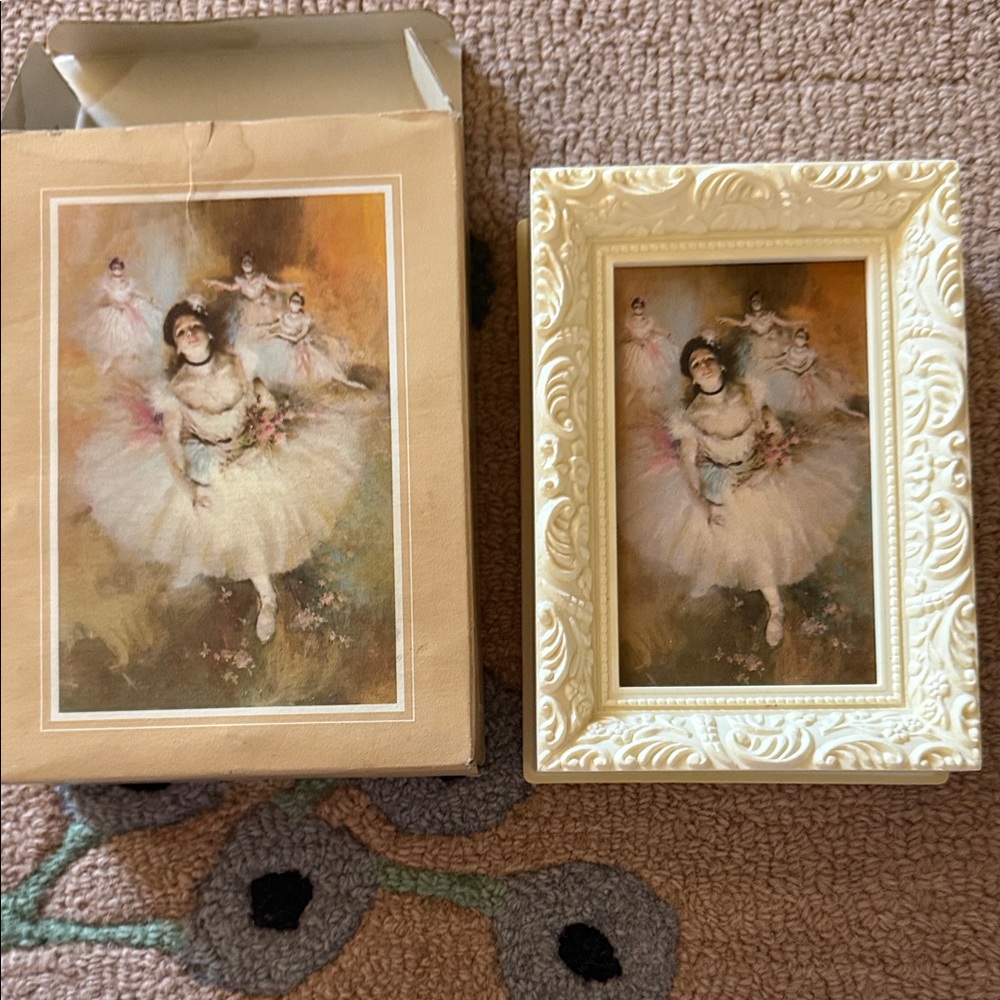 Avon Beauty in motion ballet picture and two special occasion fragranced soaps